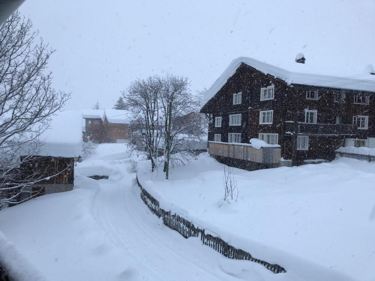 Tgesa Felici Lägenhet Sedrun Exteriör bild