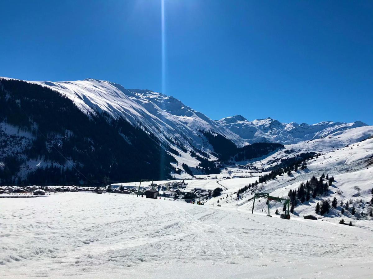 Tgesa Felici Lägenhet Sedrun Exteriör bild
