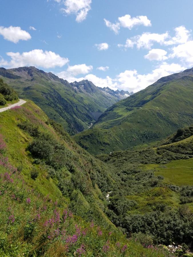 Tgesa Felici Lägenhet Sedrun Exteriör bild